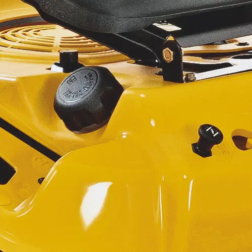 Trattorino scarico posteriore Cub Cadet LR2 NR76 - immagine 3
